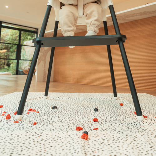 Wipe-clean splash mat, messy mat by Azebabydream