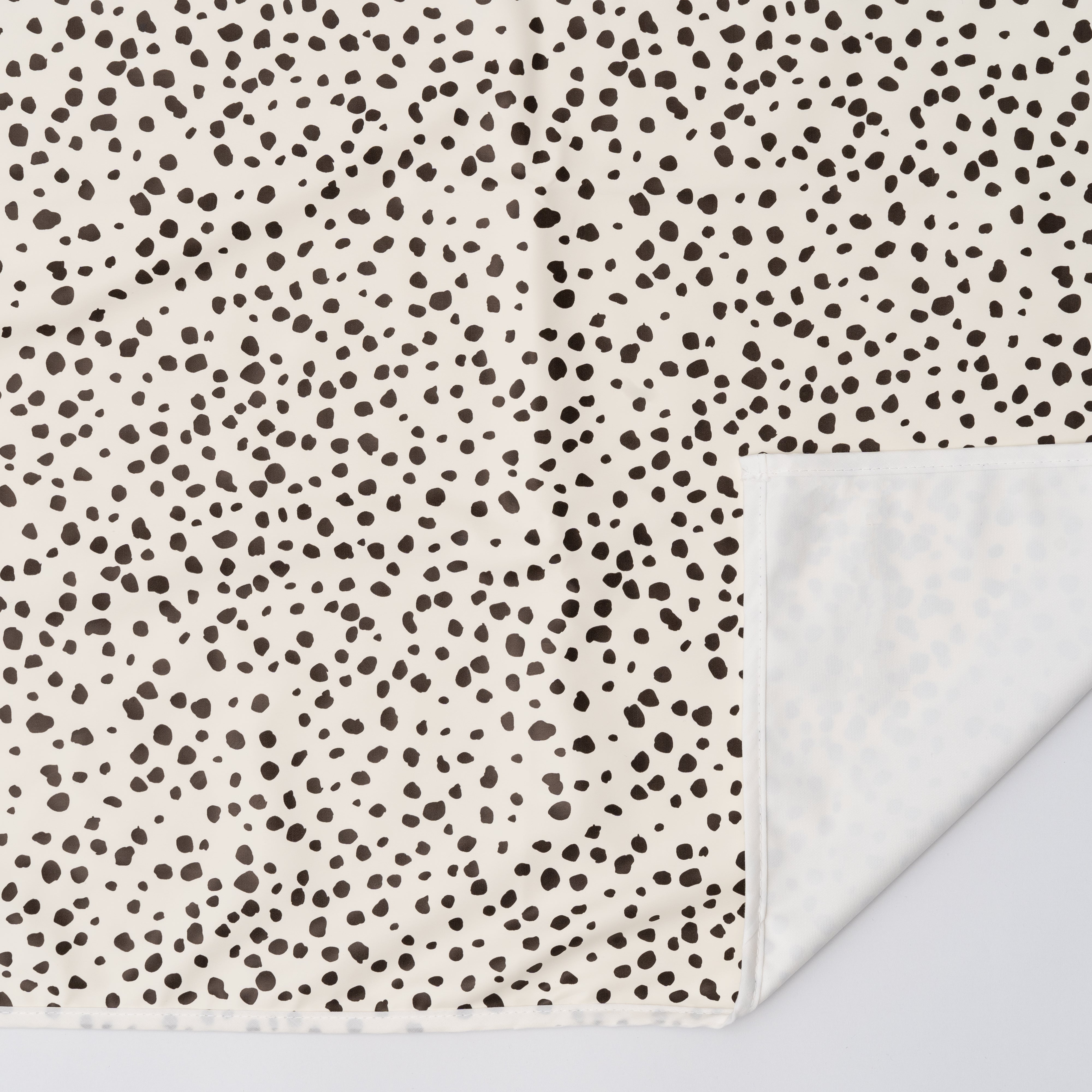Dots on White - Messy Mat
