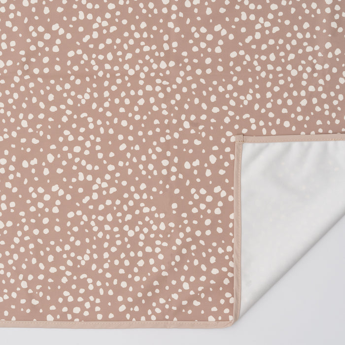 Dots on Taupe - Messy Mat