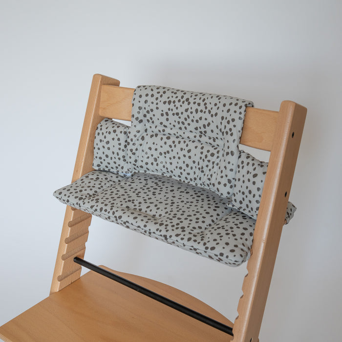 AZEbabydream wipeclean cushion compatible with Stokke Tripp Trapp highchair